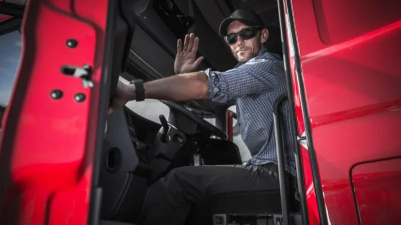 owner operator truck driver